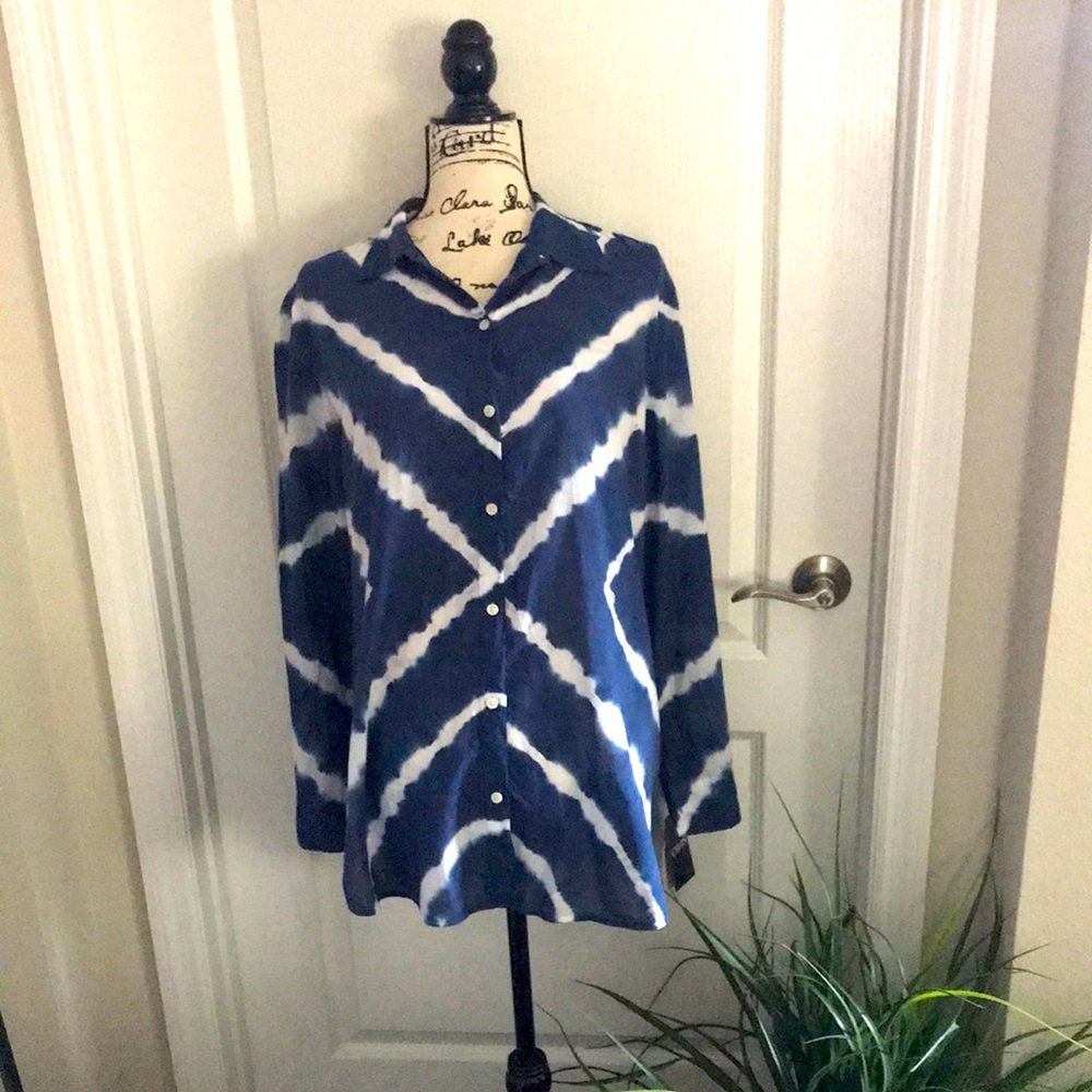 Chaps Blue and White Button-Up Shirt. NWT